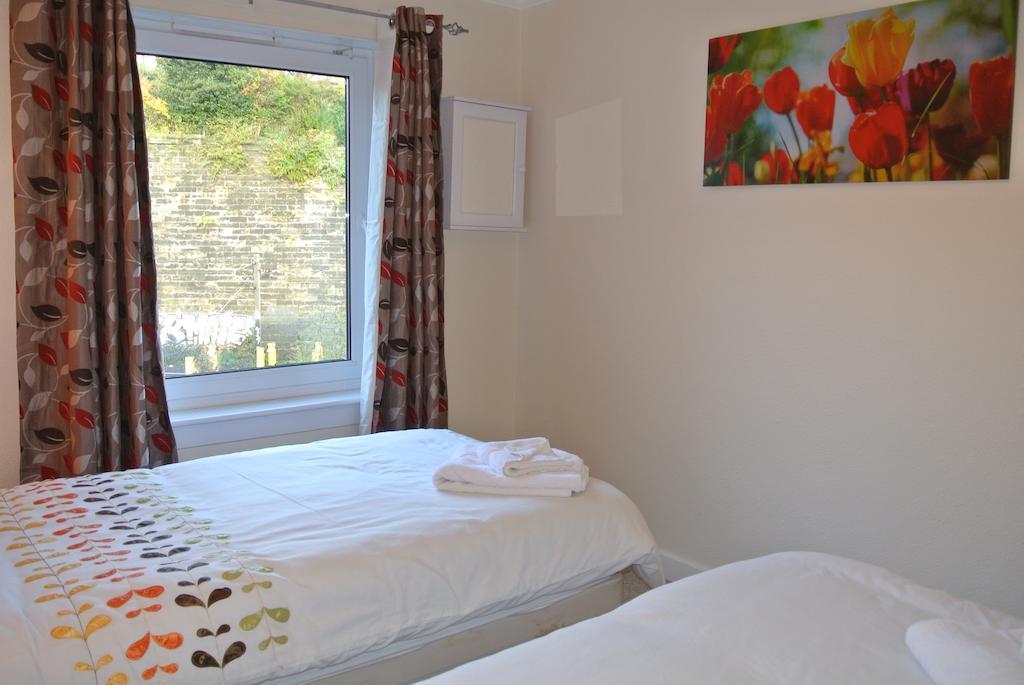 Stay At Holyrood Edinburgh